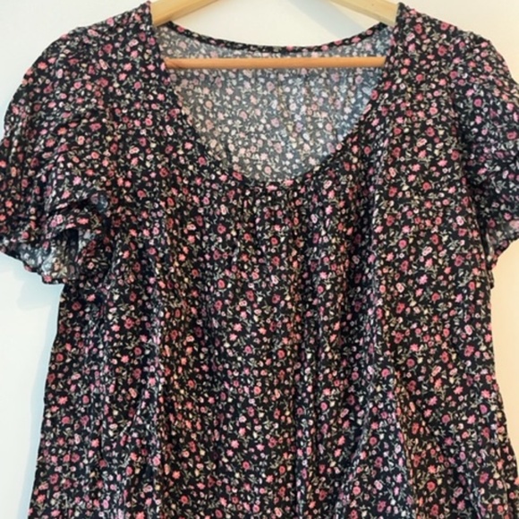 Forever 21 Flower Causal Blouse Size XL - Picture 1 of 3